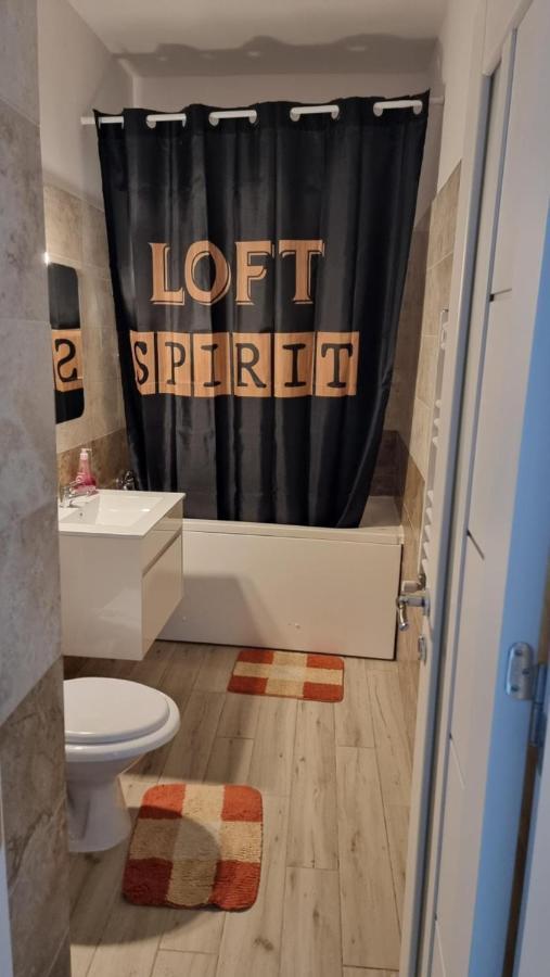 Ferienwohnung New Bucuresti Relax Flat - Apartament Relaxare - 4 People Exterior foto